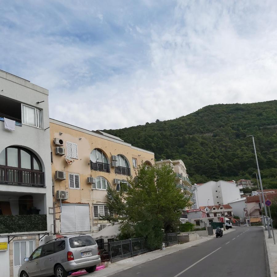 Suncani Apartman 1-Vila Amfora Будва Экстерьер фото